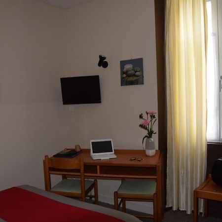 Hotel De La Sirene Уат Екстериор снимка